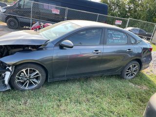 2023 Kia Forte LXS - Exterior Side Driver Image